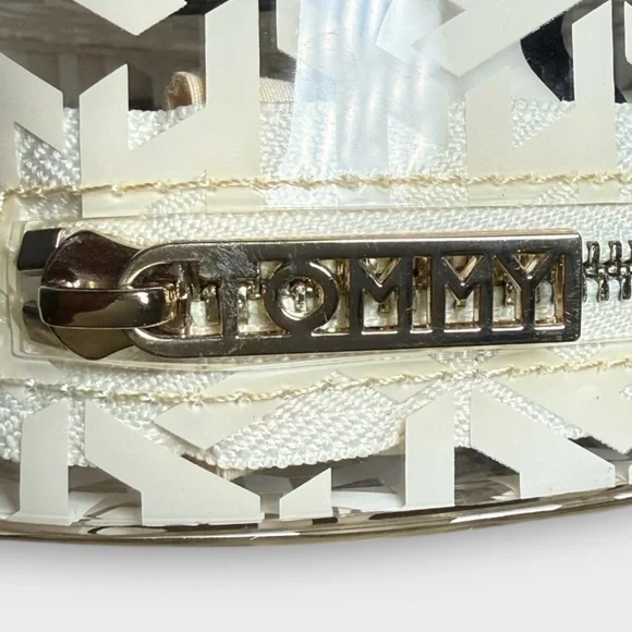 GUC Tommy Hilfiger White and Gold Transparent Monogram Circular Crossbody Bag - Picture 6 of 9